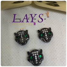 Load image into Gallery viewer, Green eye Leopard head spacer bead
